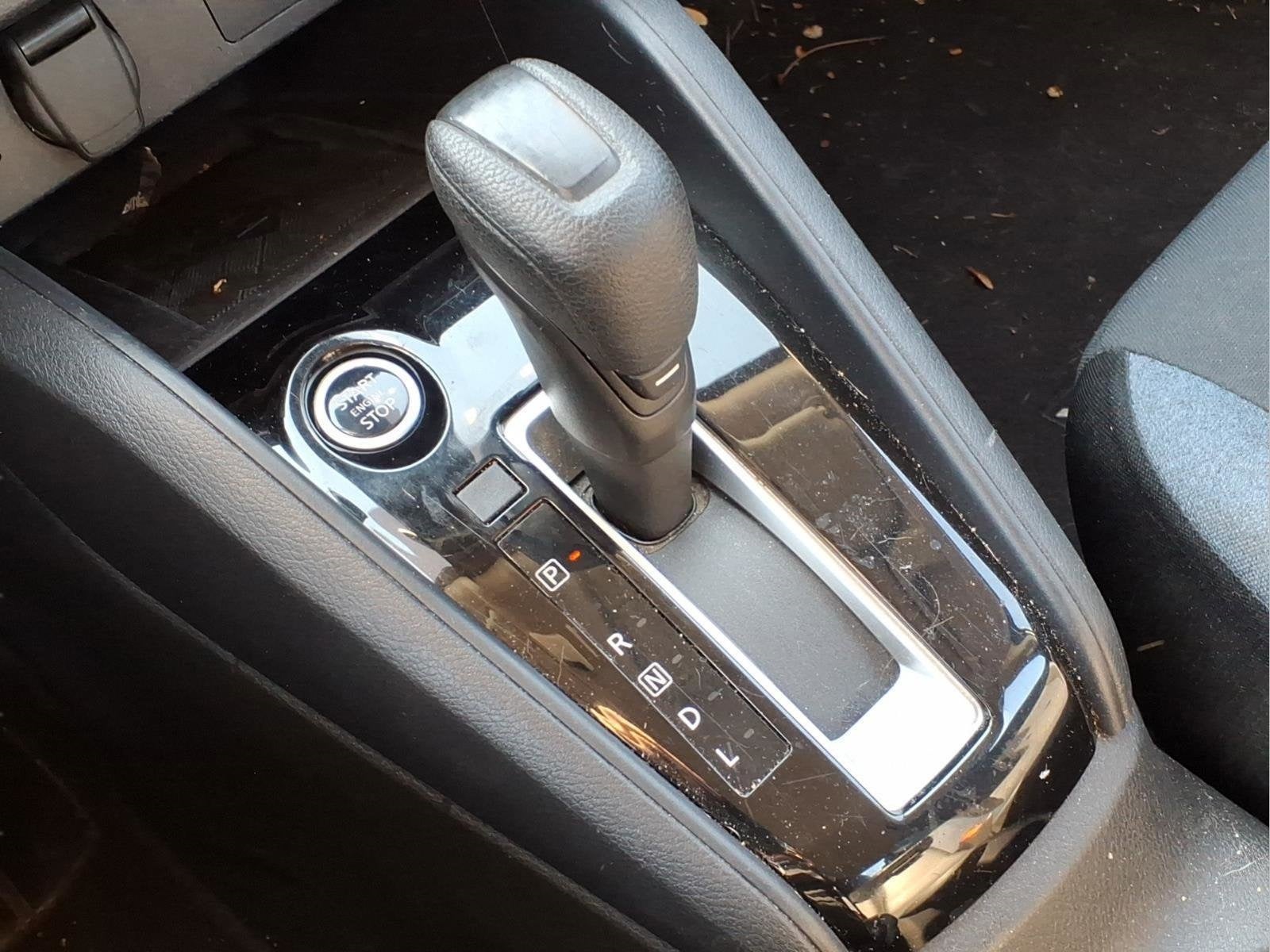 2023 Nissan Versa 1.6 SV