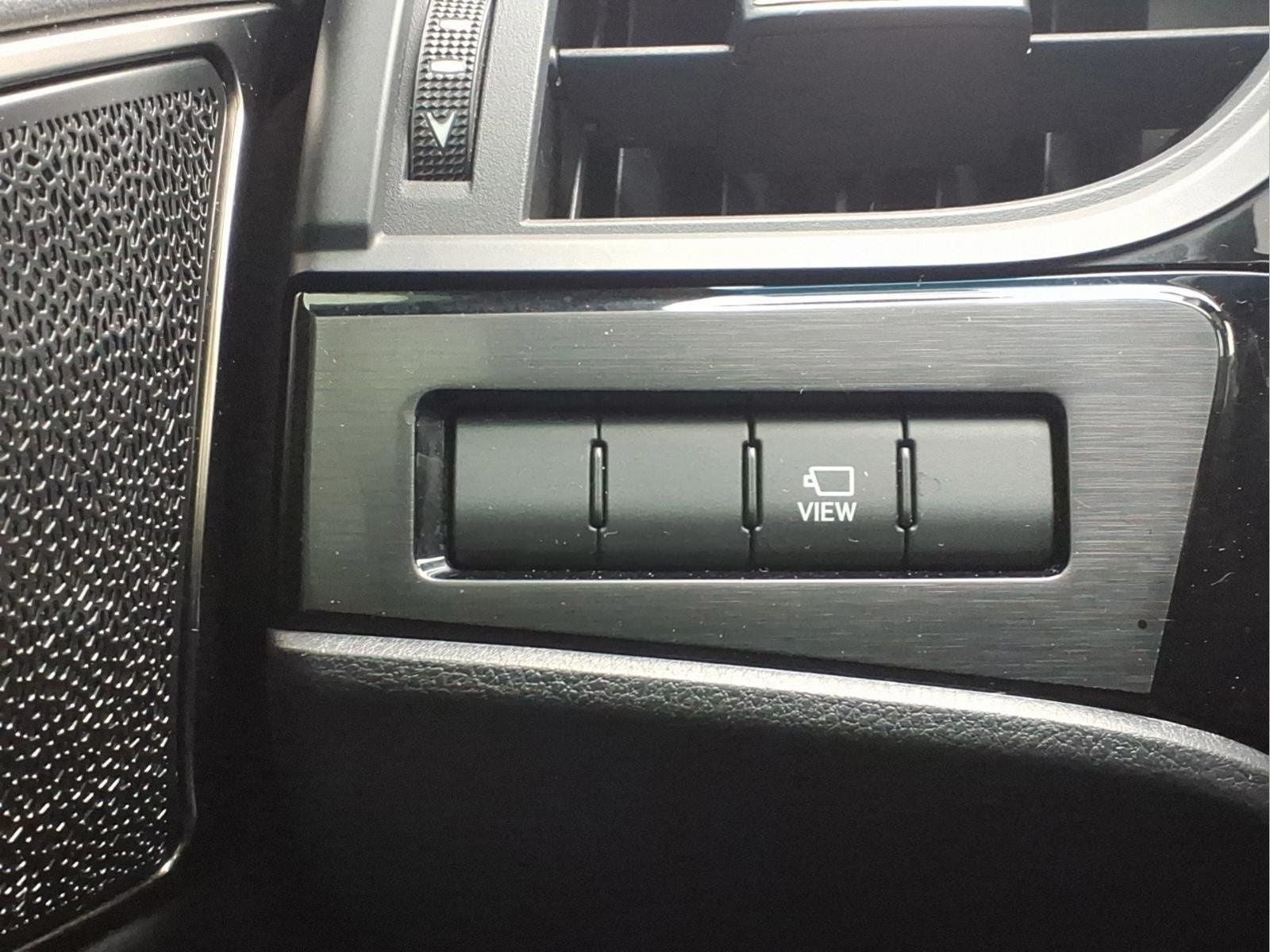 2022 Lexus ES 300h Luxury