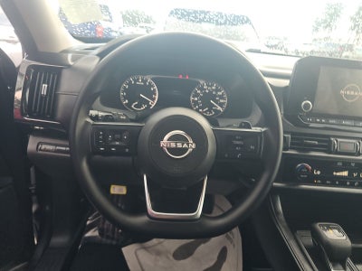 2025 Nissan Pathfinder S