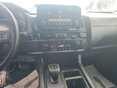 2025 Nissan Pathfinder S