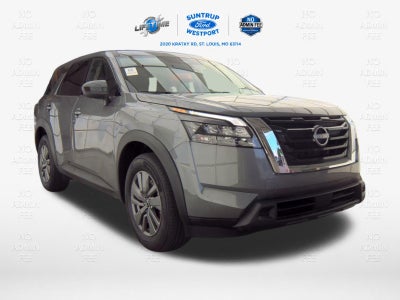 2025 Nissan Pathfinder S