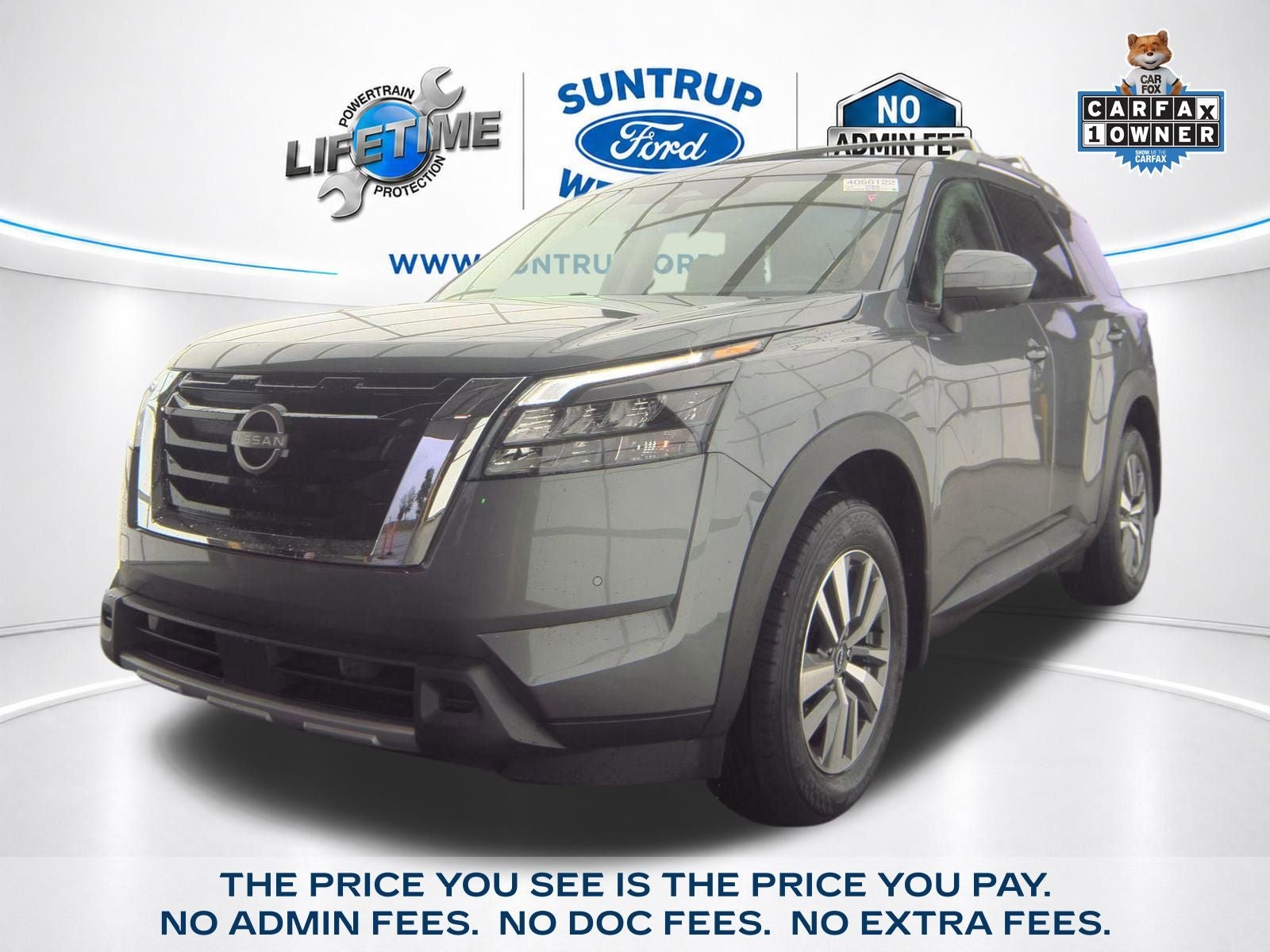 2025 Nissan Pathfinder SL
