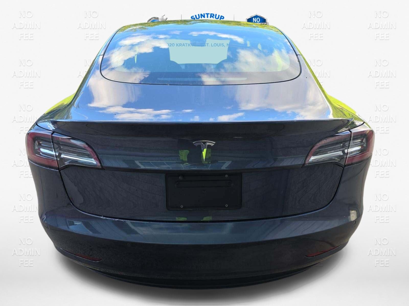 2022 Tesla Model 3 Base