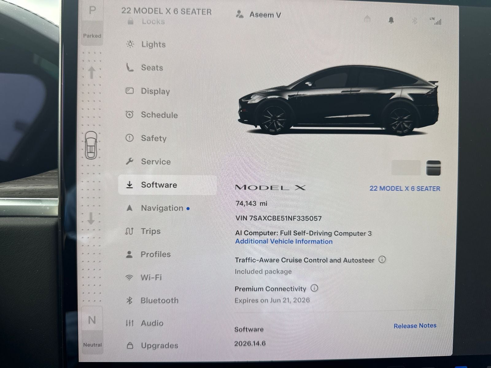2022 Tesla Model X Base