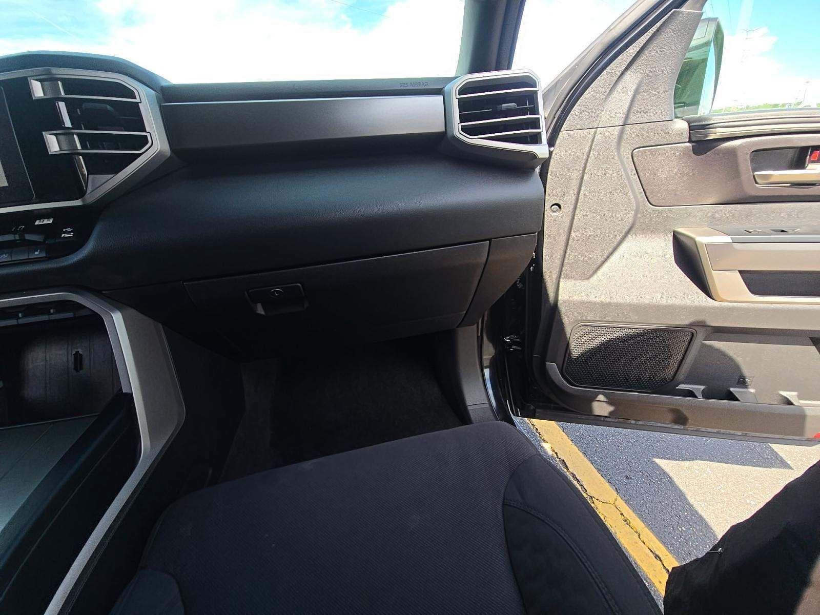 2025 Toyota Sequoia SR5