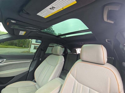 2024 Audi Q8 Sportback e-tron Prestige S line quattro
