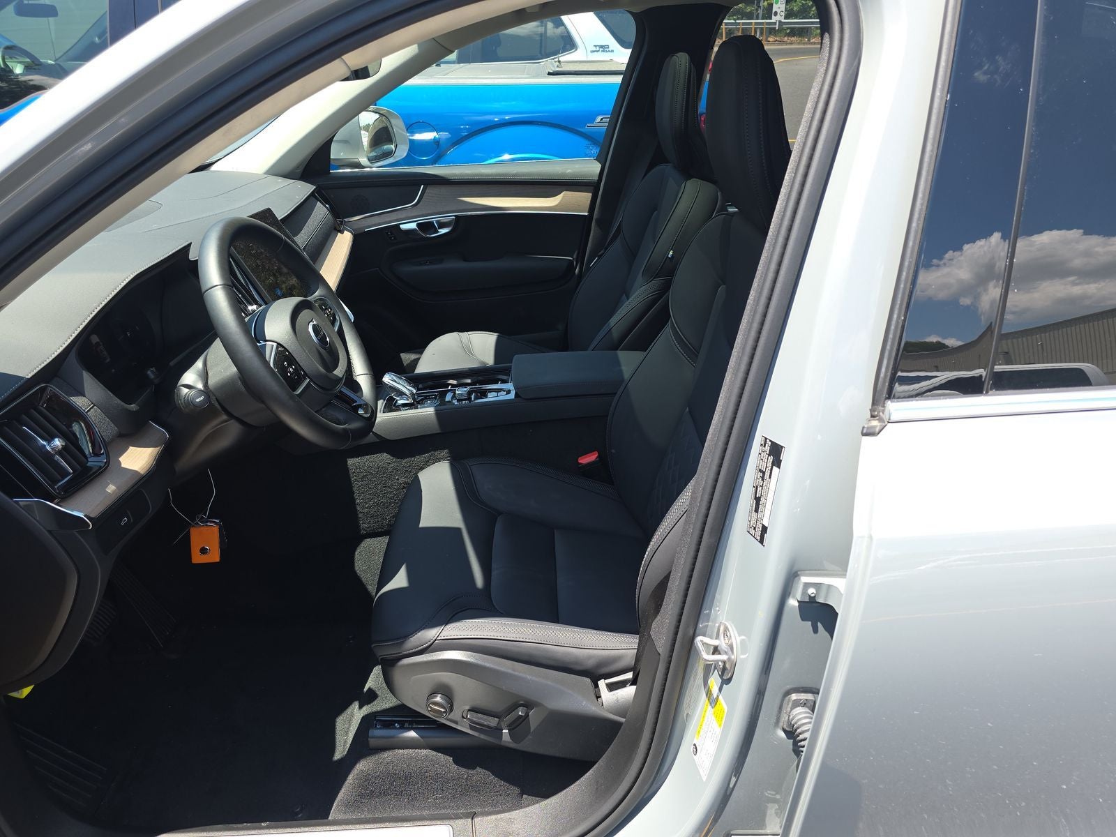 2025 Volvo XC90 B5 Plus 2025.5